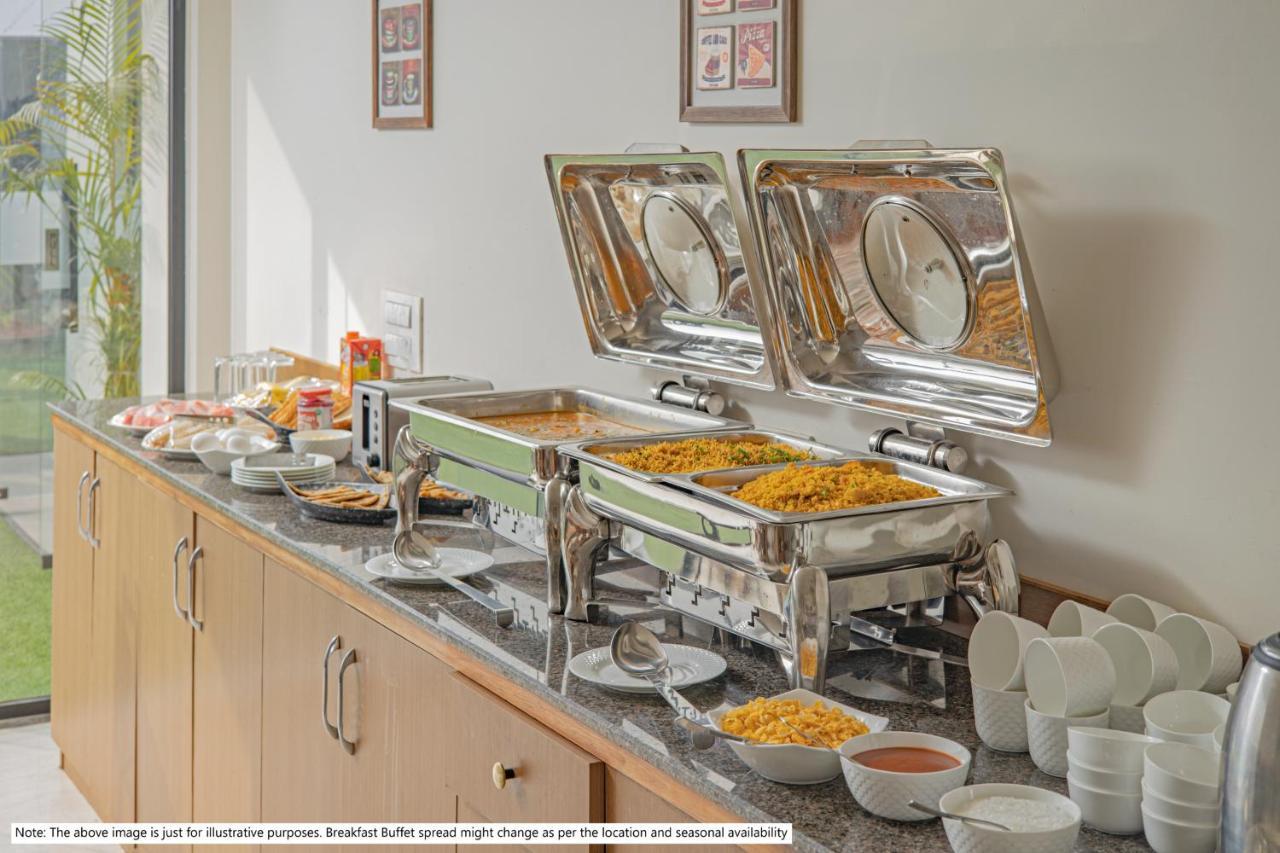 Treebo Premium Blue Mountain Country Club And Resort Siliguri Εξωτερικό φωτογραφία