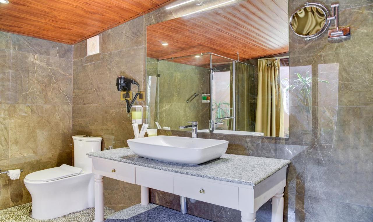 Treebo Premium Blue Mountain Country Club And Resort Siliguri Εξωτερικό φωτογραφία
