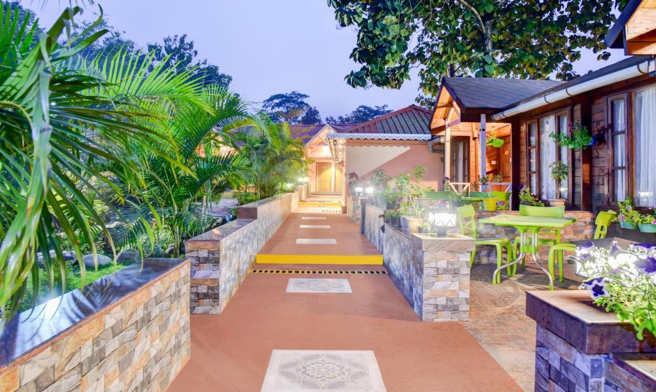 Treebo Premium Blue Mountain Country Club And Resort Siliguri Εξωτερικό φωτογραφία